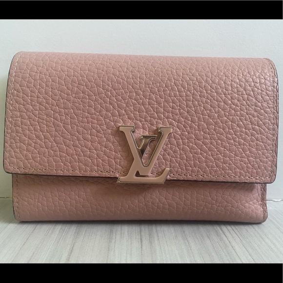 Louis Vuitton Taurillon Capucines Compact Wallet